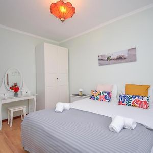 Appartement à 2 Chambres à Coucher
