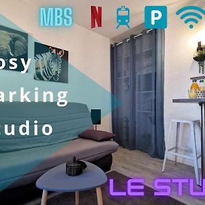 * Le Studi, Studio Cosy, Mbs, Wifi, Parking, Clim*