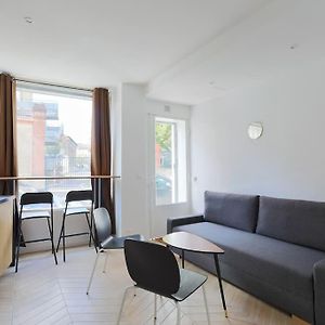 Appartement à 2 Chambres à Coucher