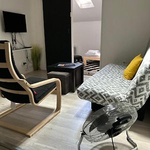 Petit Appartement T2 A 5 Min De La Gare
