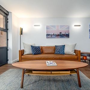 Appartement à 2 Chambres à Coucher