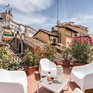 The Best Rent - Two-Bedroom Apartment With Terrace Near Trevi Fountain