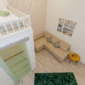 Appartement à 2 Chambres à Coucher