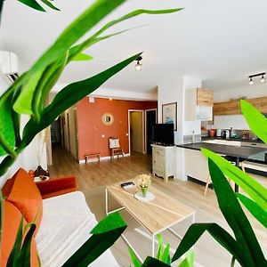 Appartement à 3 Chambres à Coucher