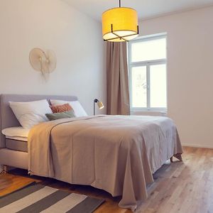 Appartement à 3 Chambres à Coucher