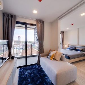 Suite à 2 Chambres à Coucher Lit King-Size