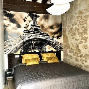 Appartement à 2 Chambres à Coucher