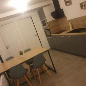 Jolie T2 En Rez De Chaussee