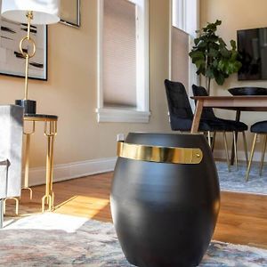 Getaway In The Heart Of Pilsen Chicago