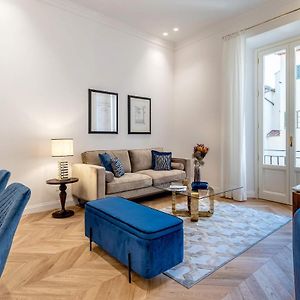 Appartement à 3 Chambres à Coucher