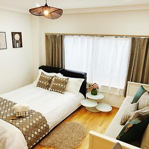 Appartement à 2 Chambres à Coucher