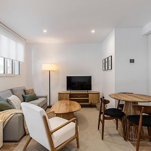 Appartement à 2 Chambres à Coucher