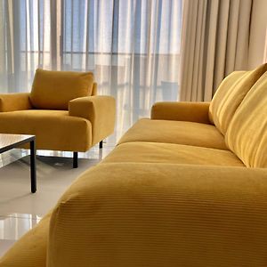 Suite à 3 Chambres à Coucher
