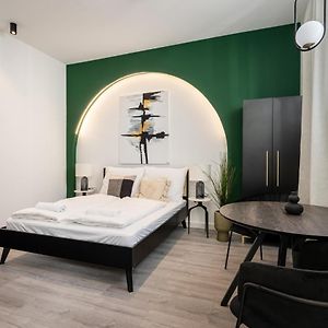 R6 - Boutique Apartments, Best Location By Bqa