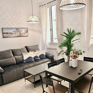 For You Rentals Centrico Apartamento Temporal En La Calle Infanta Inf1A