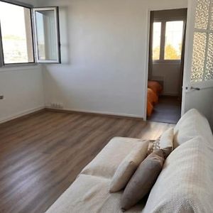 Appartement à 3 Chambres à Coucher