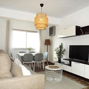Appartement à 3 Chambres à Coucher