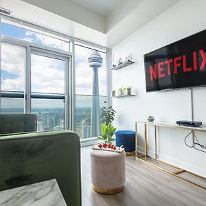 Beautiful Luxurious Modern Condo With Breathtaking Views