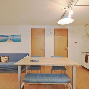 Appartement à 2 Chambres à Coucher