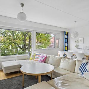 Appartement à 3 Chambres à Coucher
