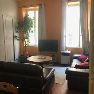Appartement à 2 Chambres à Coucher