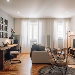 Appartement à 2 Chambres à Coucher