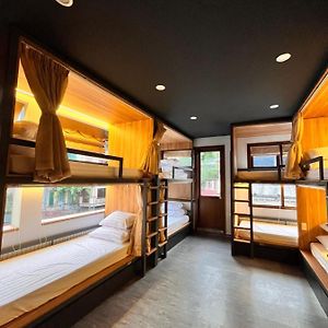 Dormitory Room Mixed