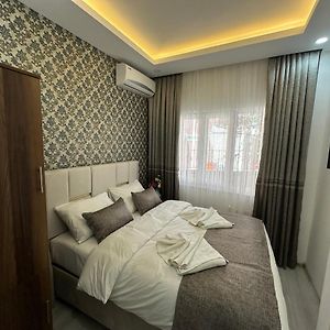 Chambre Budgétée Lit King-Size