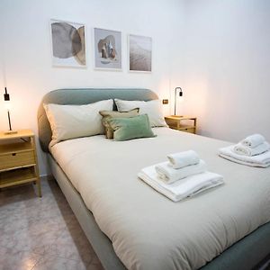 Casa Pelusa: Apartment Near Maradona Murales