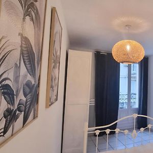 Le Bayard Authentique Maison Setoise Patio Climatisee Centre Historique Parking Payant A Proximite