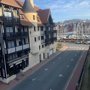 Deauville Vue Port Centre Ville