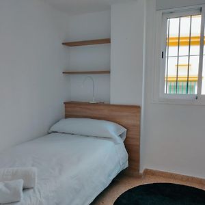 Casa Hiniesta.Amplia Y Luminosa.Perfecta Familias!