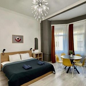 Appartement à 3 Chambres à Coucher