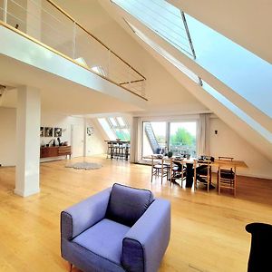 Appartement à 3 Chambres à Coucher