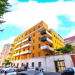 Hostly - Sant'Orsola Suite Apartment