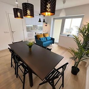 Appartement à 3 Chambres à Coucher