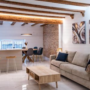 Appartement à 3 Chambres à Coucher