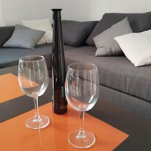 Appartement à 2 Chambres à Coucher