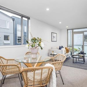Appartement à 3 Chambres à Coucher