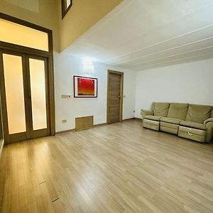 Albanese Apartment Palermo