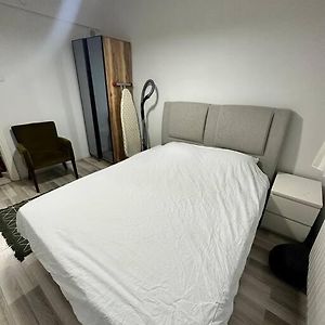 Appartement à 2 Chambres à Coucher