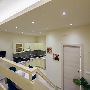 Appartement à 3 Chambres à Coucher