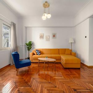 Spacious 2Bd Apartment Next To Athens Archeological Museum