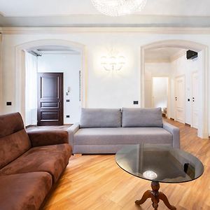 Appartement à 3 Chambres à Coucher
