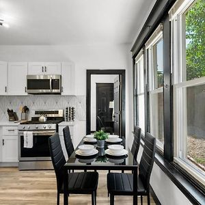 Modern City Luxury Home With Ample Parking In Charming Philly!