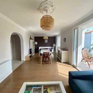 Appartement à 3 Chambres à Coucher