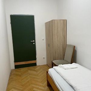 Chambre Standarde Simple
