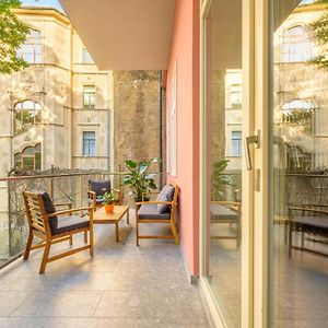 Appartement à 3 Chambres à Coucher