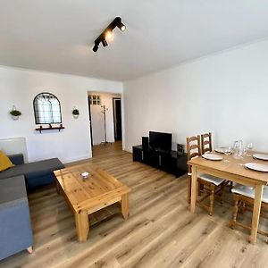 Appartement à 3 Chambres à Coucher