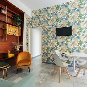 Appartement à 2 Chambres à Coucher